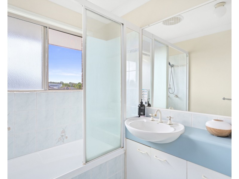 3/6-8 Cupania Place, Elanora QLD 4221