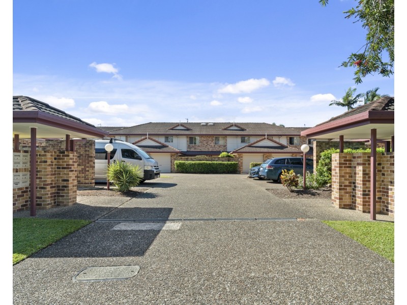 3/6-8 Cupania Place, Elanora QLD 4221