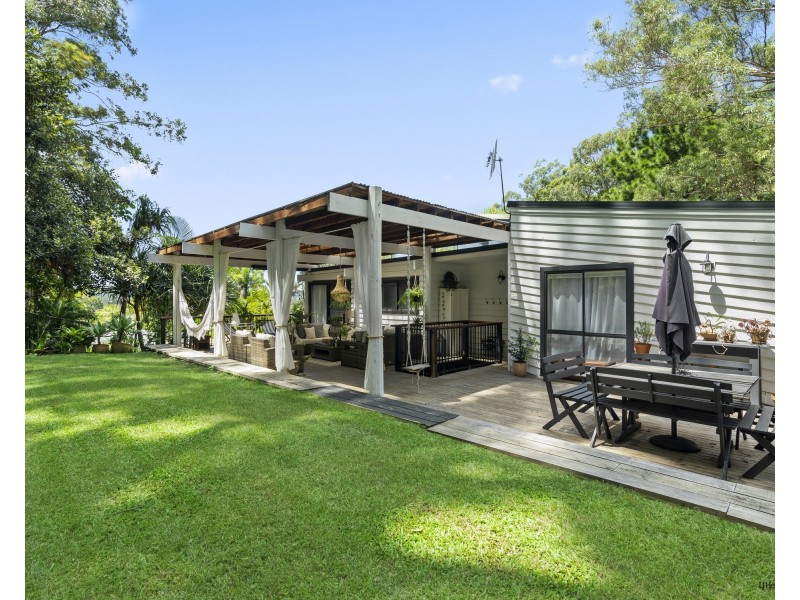 23 Bronhill Street, Currumbin Waters QLD 4223