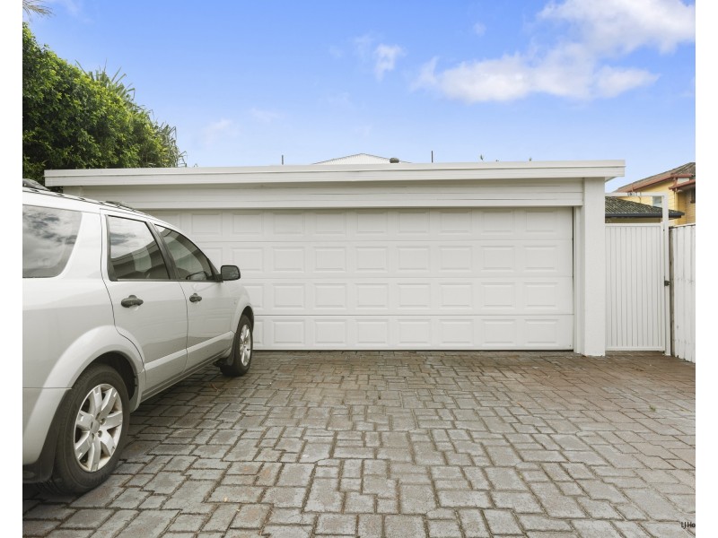 1/1155 Gold Coast Highway, Palm Beach QLD 4221