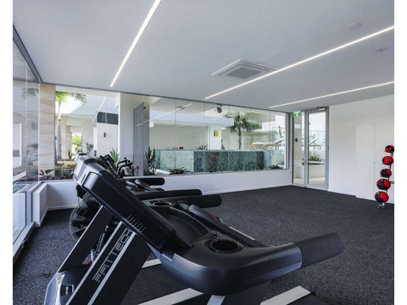 409/10 Third Avenue, Palm Beach QLD 4221