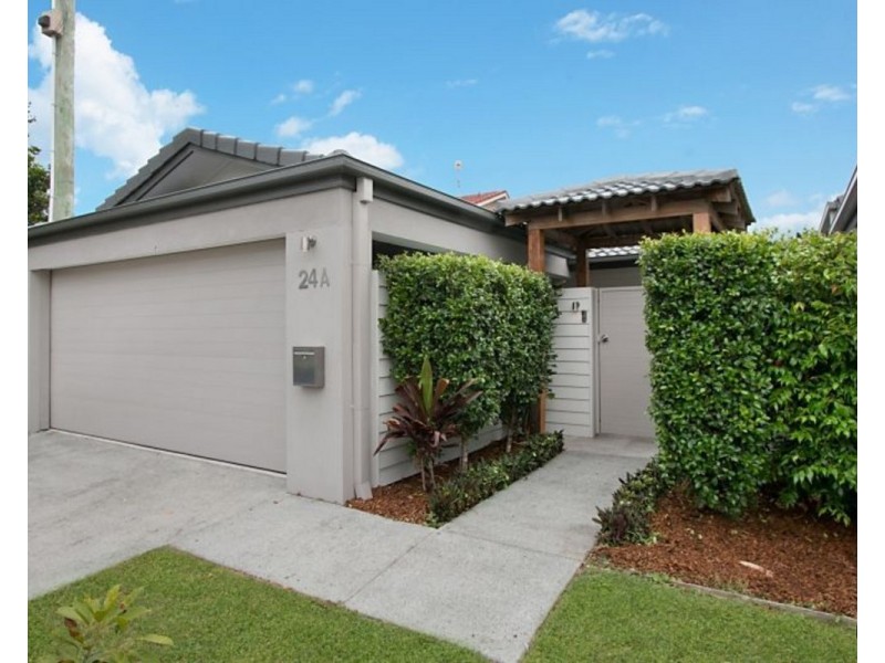 1/24 Barracuda Court, Palm Beach QLD 4221