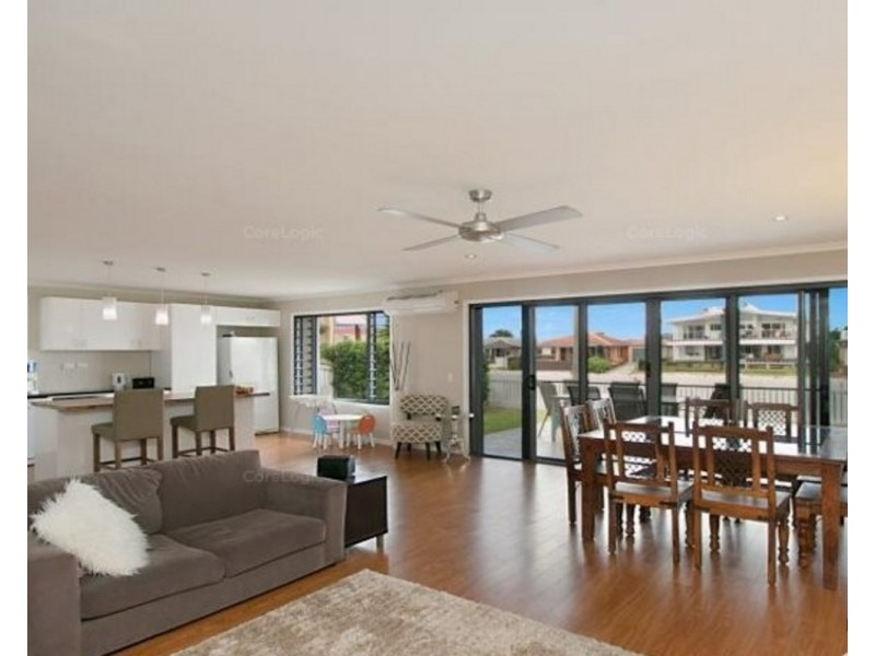 1/24 Barracuda Court, Palm Beach QLD 4221