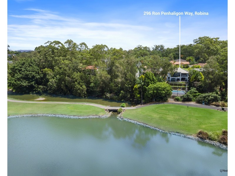296 Ron Penhaligon Way, Robina QLD 4226