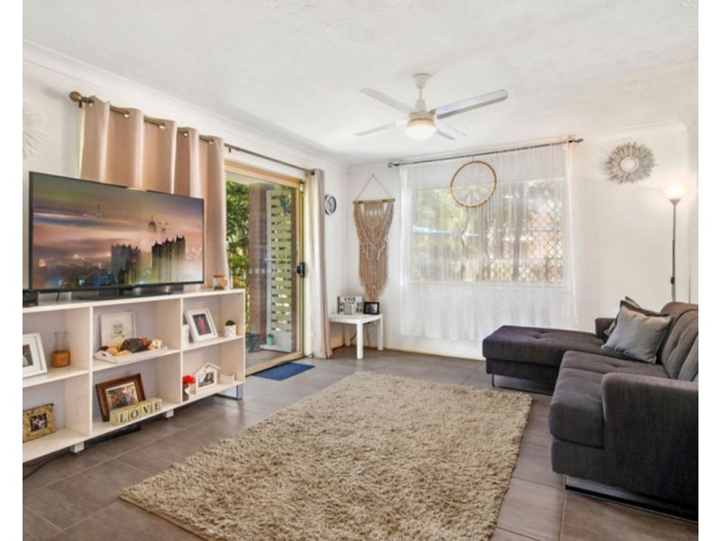 1/66 Sarawak Avenue, Palm Beach QLD 4221