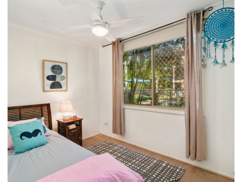 1/66 Sarawak Avenue, Palm Beach QLD 4221