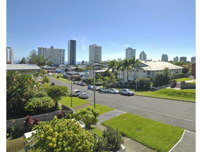 7/61 McLean Street, Coolangatta QLD 4225