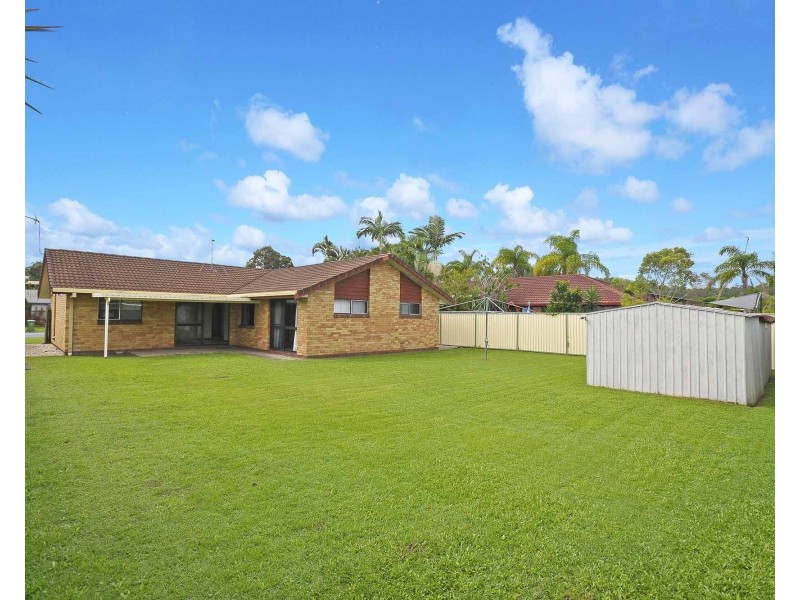 71 Ironbark Street, Elanora QLD 4221