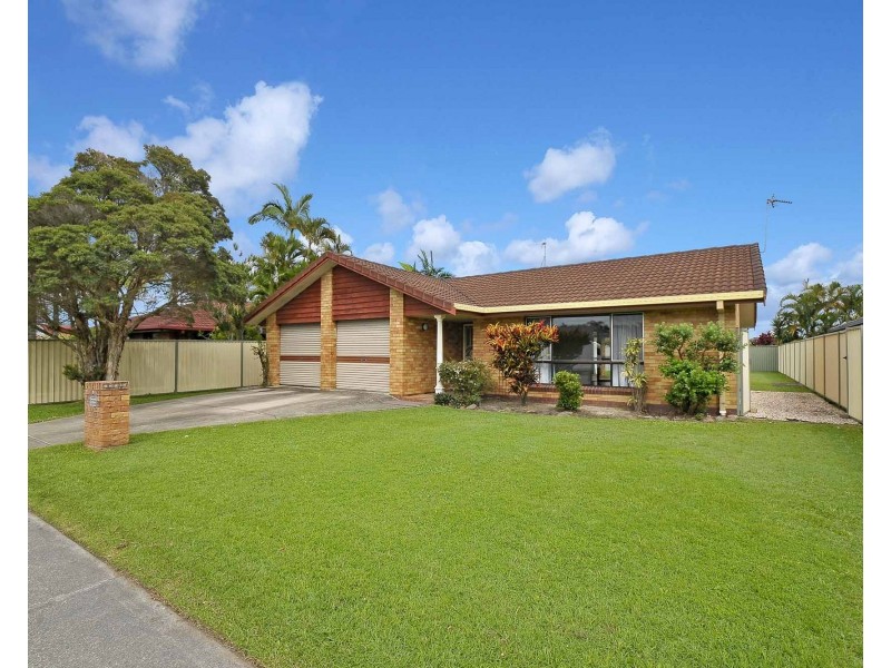 71 Ironbark Street, Elanora QLD 4221