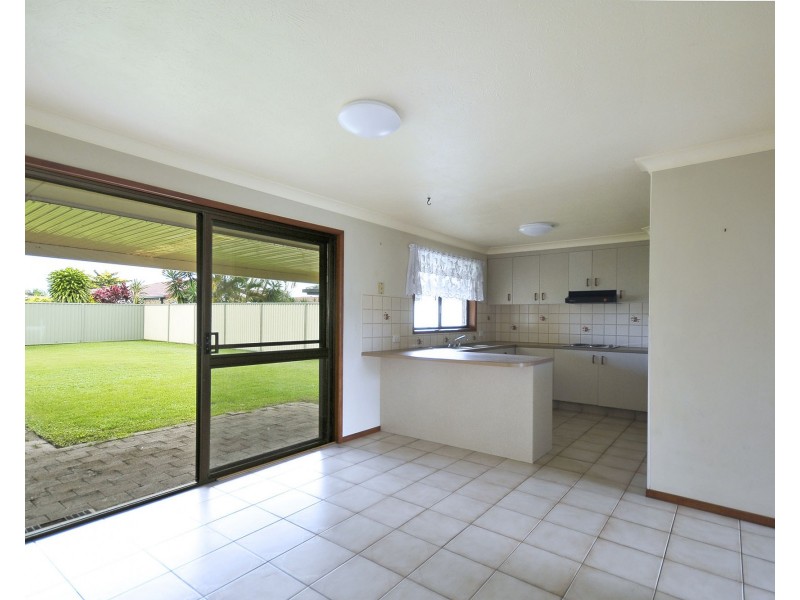 71 Ironbark Street, Elanora QLD 4221
