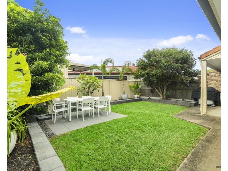 1/103 Laguna Avenue, Palm Beach QLD 4221