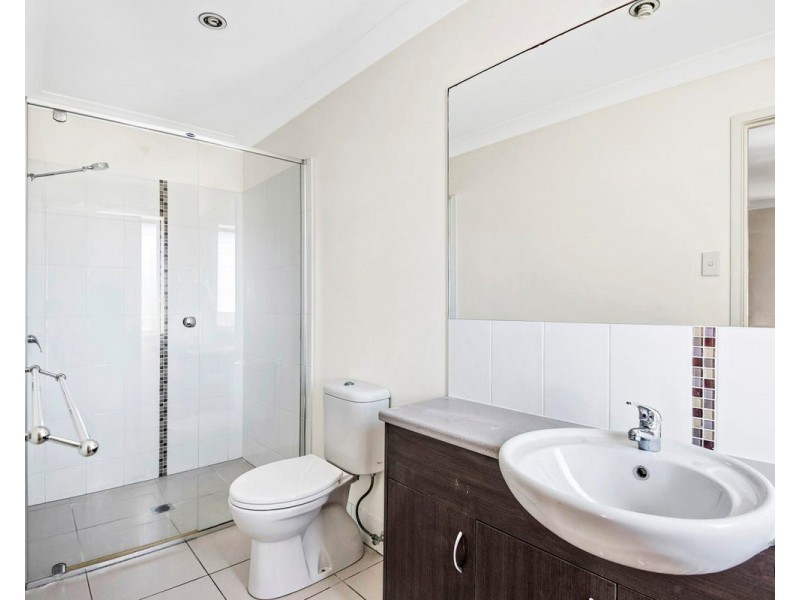 2/12 Molucca Avenue, Palm Beach QLD 4221