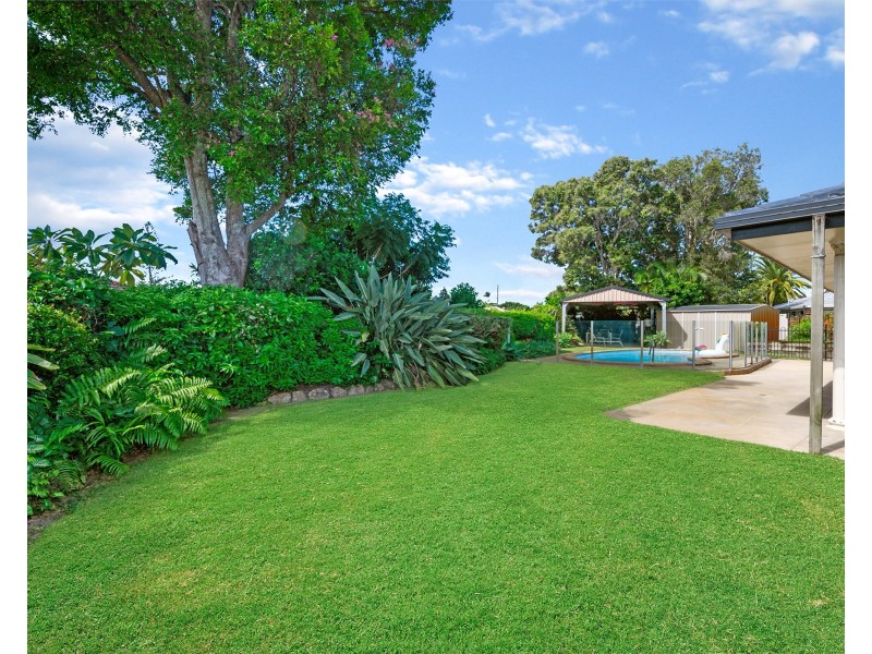 10 Celtis Court, Palm Beach QLD 4221