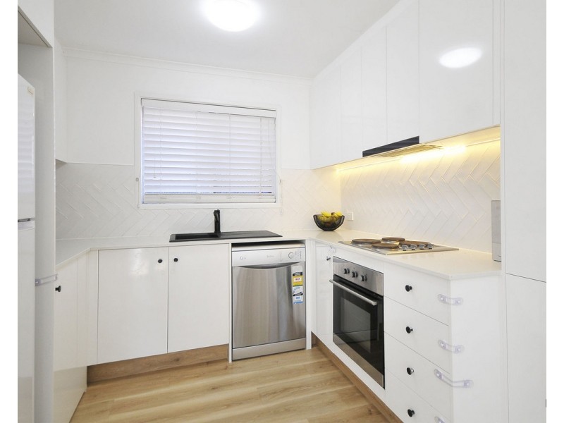 1/22 Fourth Avenue, Palm Beach QLD 4221