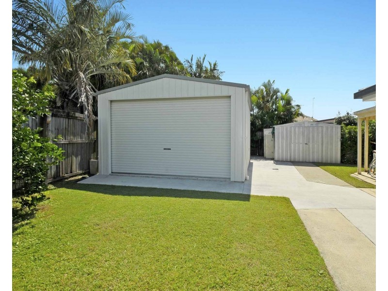 20 Ling Place, Palm Beach QLD 4221