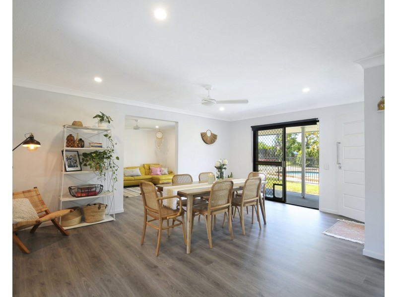 20 Ling Place, Palm Beach QLD 4221