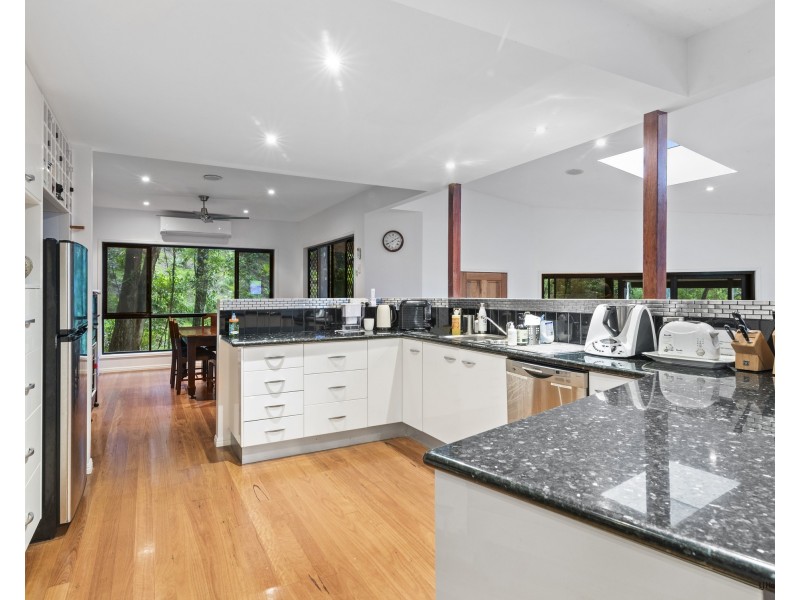 18 Fernleigh Court, Currumbin QLD 4223