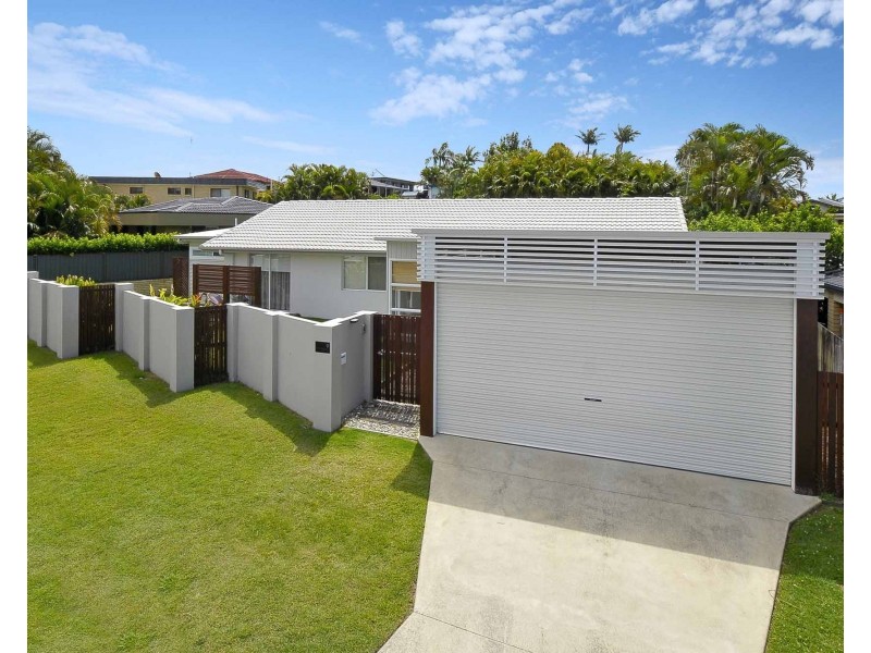 9 Coolibah Drive, Palm Beach QLD 4221