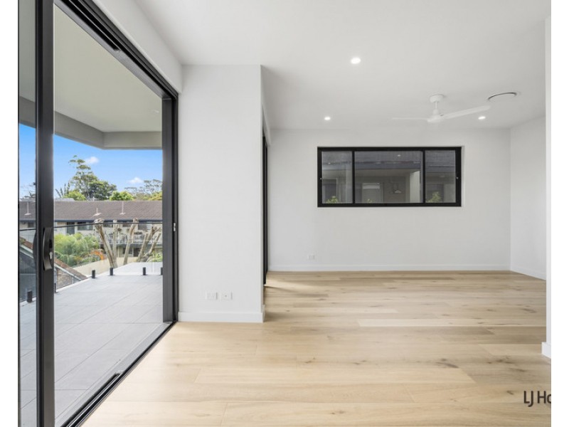 1/1034 Gold Coast Highway, Palm Beach QLD 4221