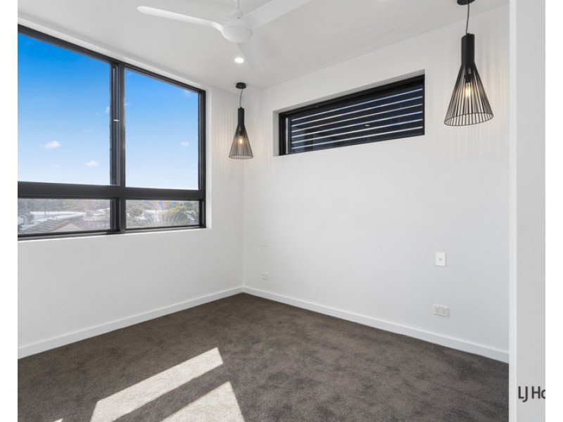 1/1034 Gold Coast Highway, Palm Beach QLD 4221