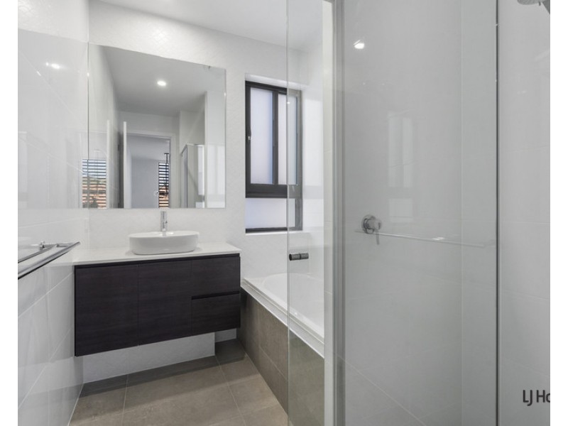 1/1034 Gold Coast Highway, Palm Beach QLD 4221