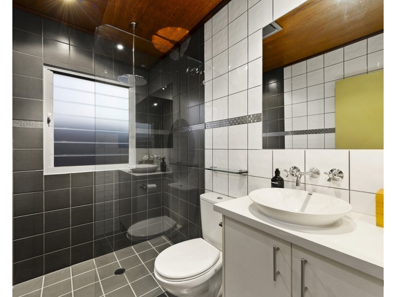 95 Palm Beach Avenue, Palm Beach QLD 4221