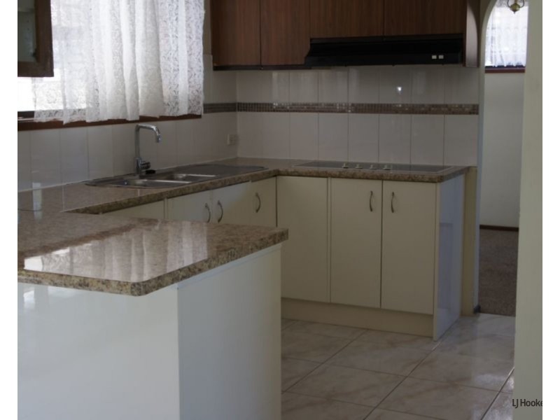 41 Darnel Street, Elanora QLD 4221