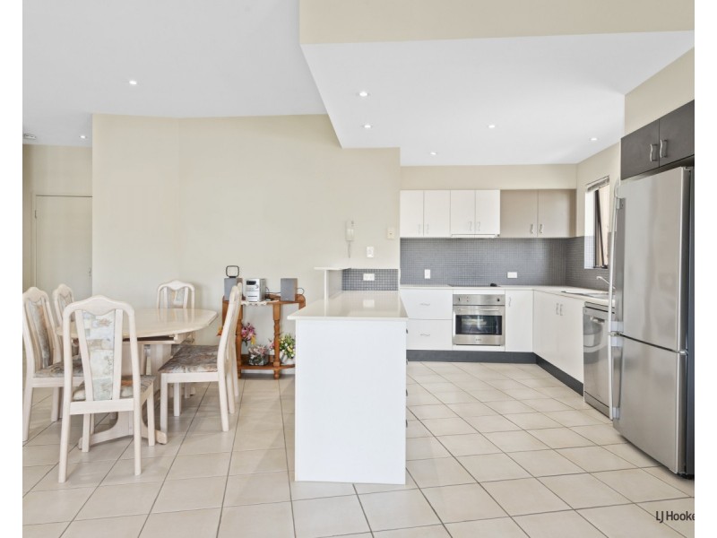 7/77 McLean Street, Coolangatta QLD 4225