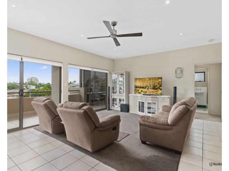 7/77 McLean Street, Coolangatta QLD 4225
