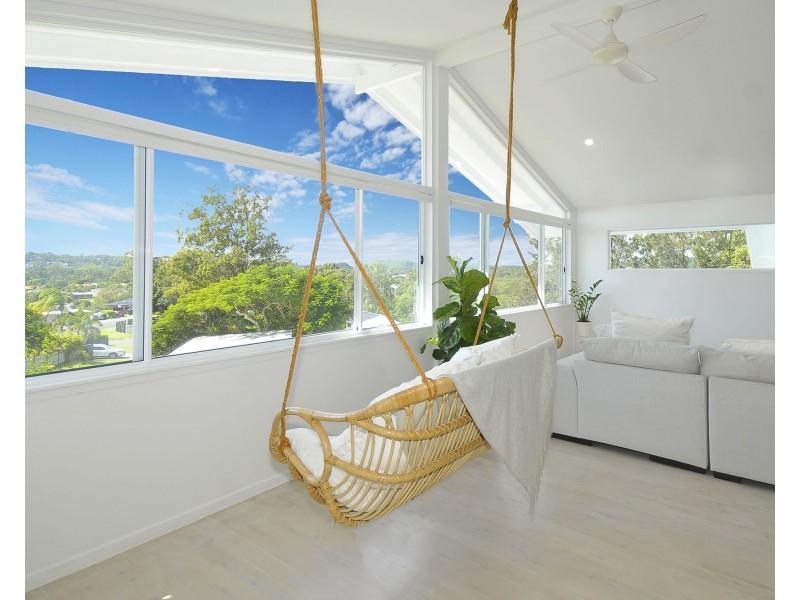16 Larentia Street, Currumbin Waters QLD 4223