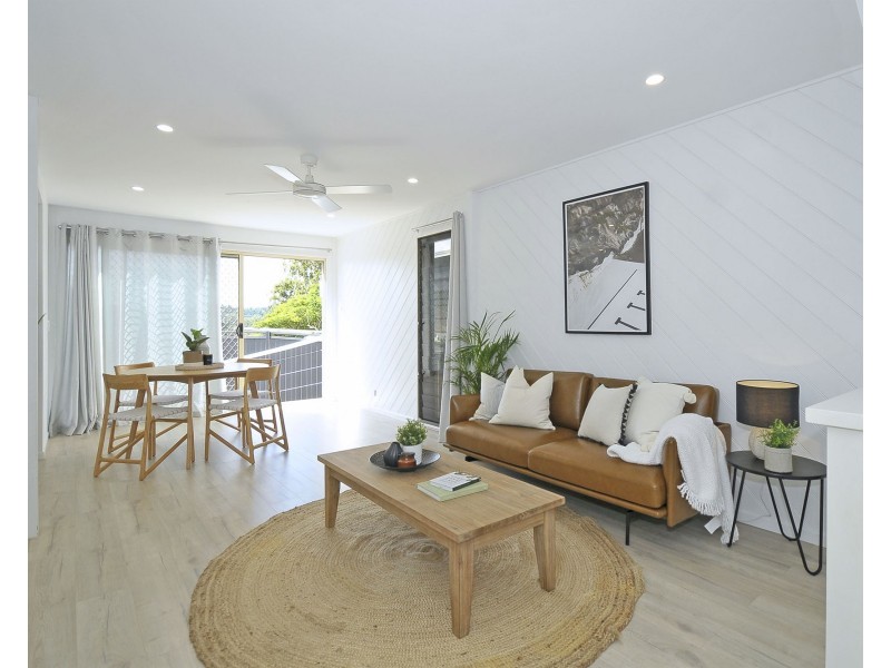 16 Larentia Street, Currumbin Waters QLD 4223