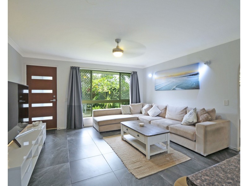 1/28 Darnel Street, Elanora QLD 4221