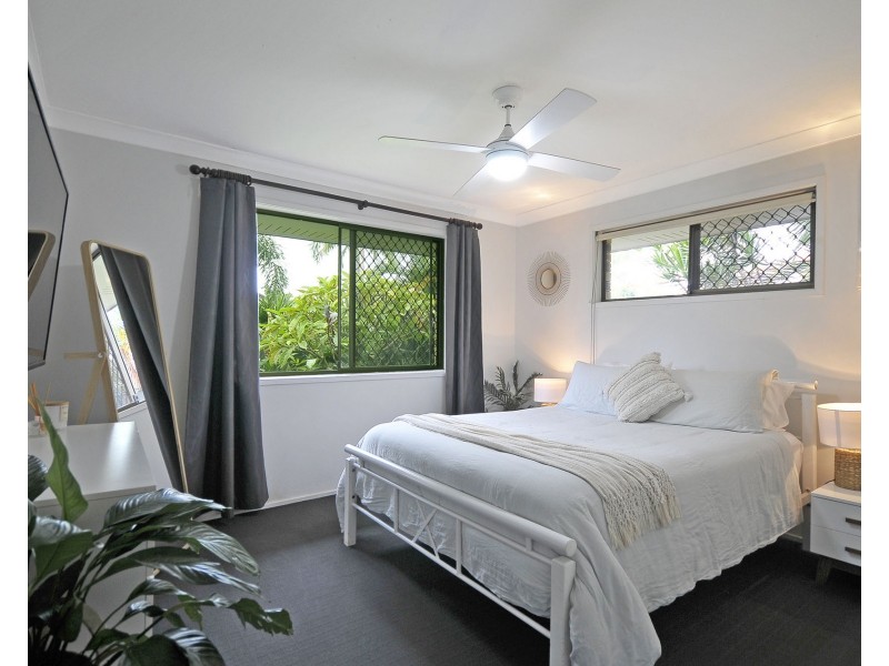 1/28 Darnel Street, Elanora QLD 4221