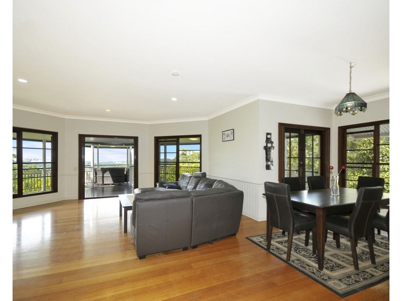 9 Killara Street, Currumbin Waters QLD 4223