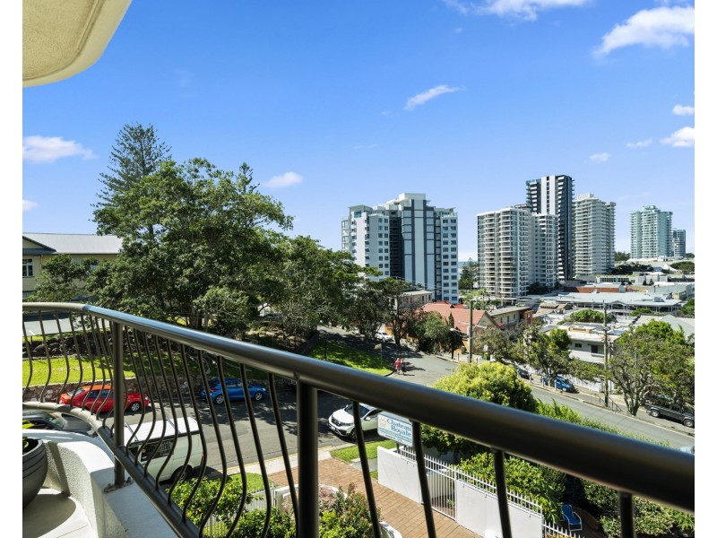 15/23 Garrick Street, Coolangatta QLD 4225