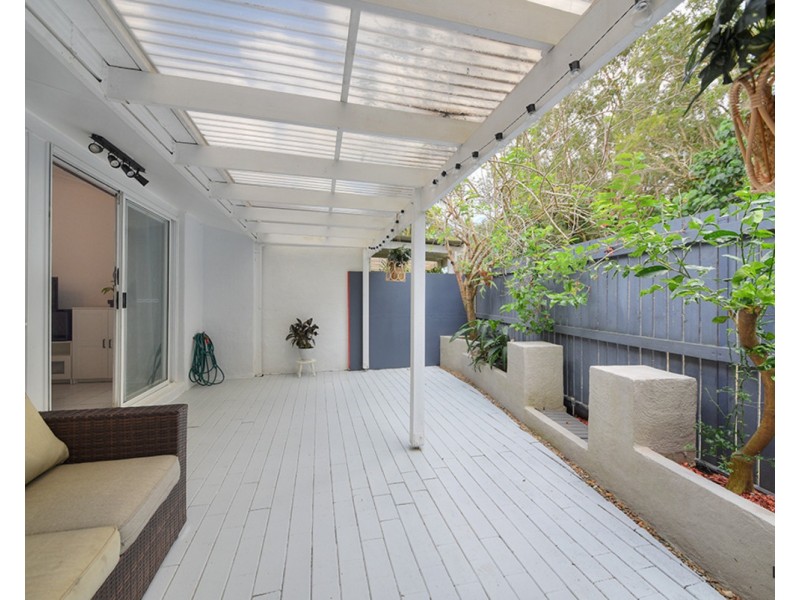 11/154 Currumbin Creek Road, Currumbin Waters QLD 4223