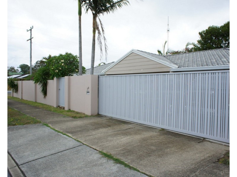 38 Twelfth Avenue, Palm Beach QLD 4221
