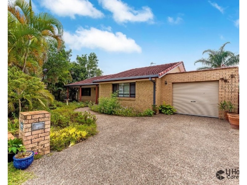 31 Mainsail Street, Currumbin Waters QLD 4223