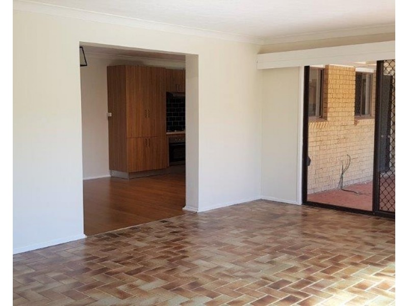 31 Mainsail Street, Currumbin Waters QLD 4223