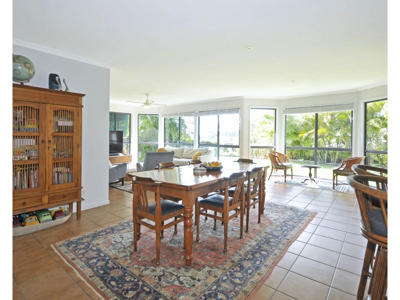 5 Quoll Close, Burleigh Heads QLD 4220