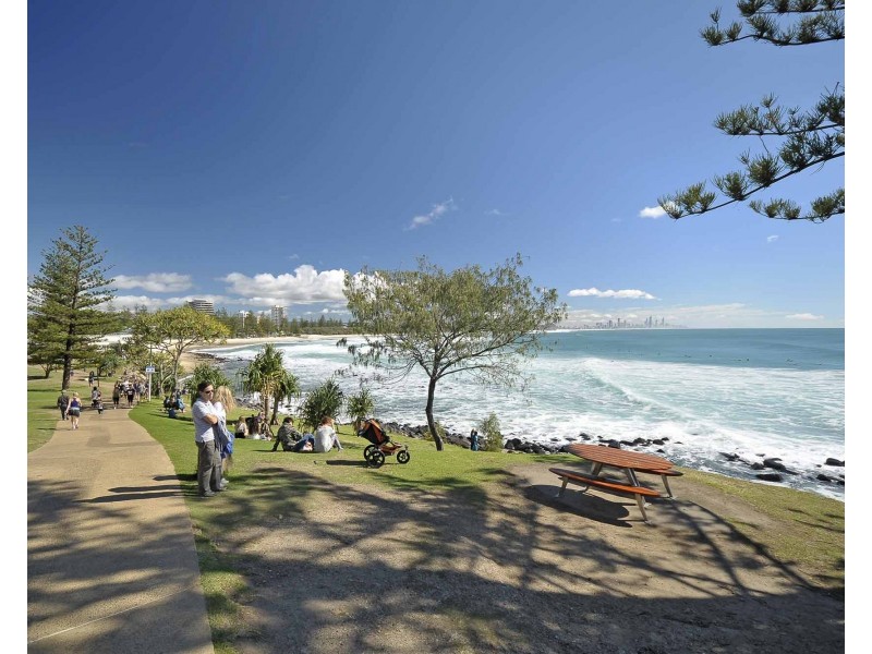 5 Quoll Close, Burleigh Heads QLD 4220