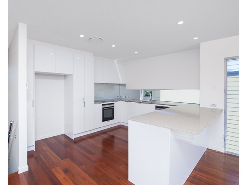 1/67 Stapylton Street, Coolangatta QLD 4225