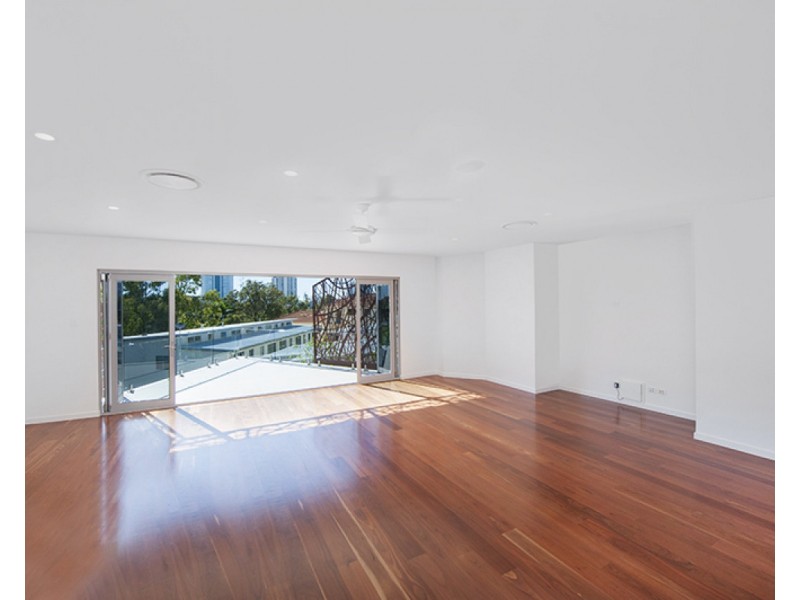 1/67 Stapylton Street, Coolangatta QLD 4225