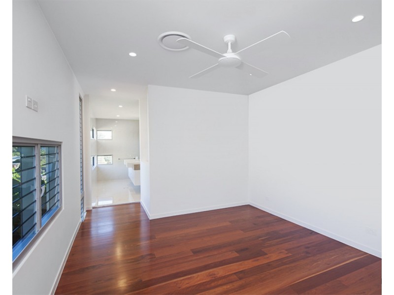 1/67 Stapylton Street, Coolangatta QLD 4225