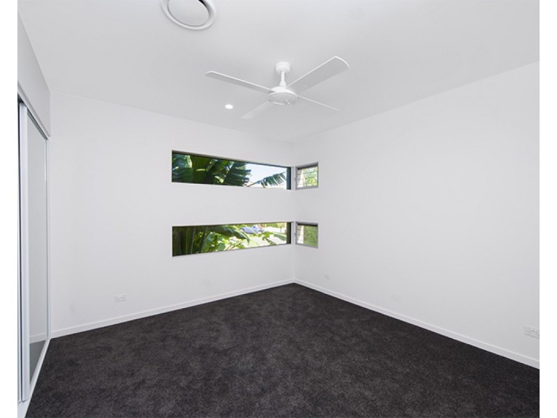 1/67 Stapylton Street, Coolangatta QLD 4225