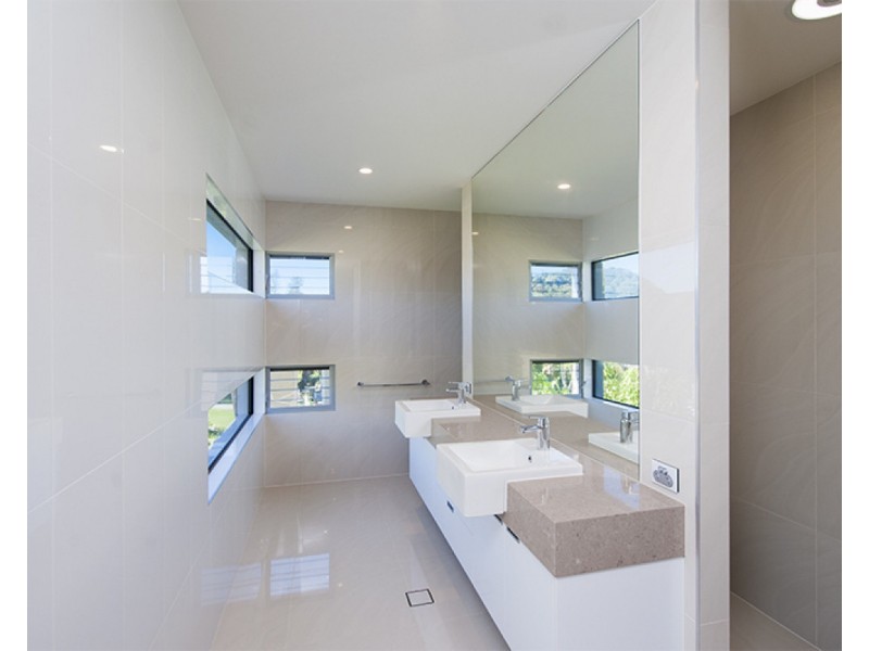 1/67 Stapylton Street, Coolangatta QLD 4225