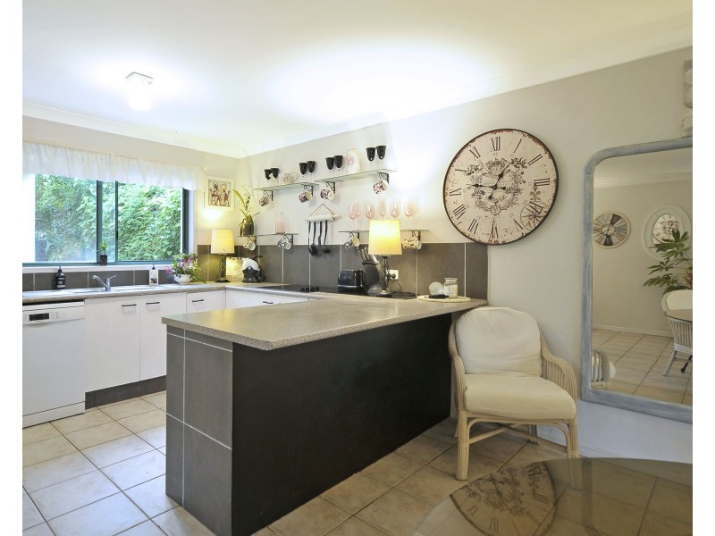 20 Hydrilla Court, Elanora QLD 4221