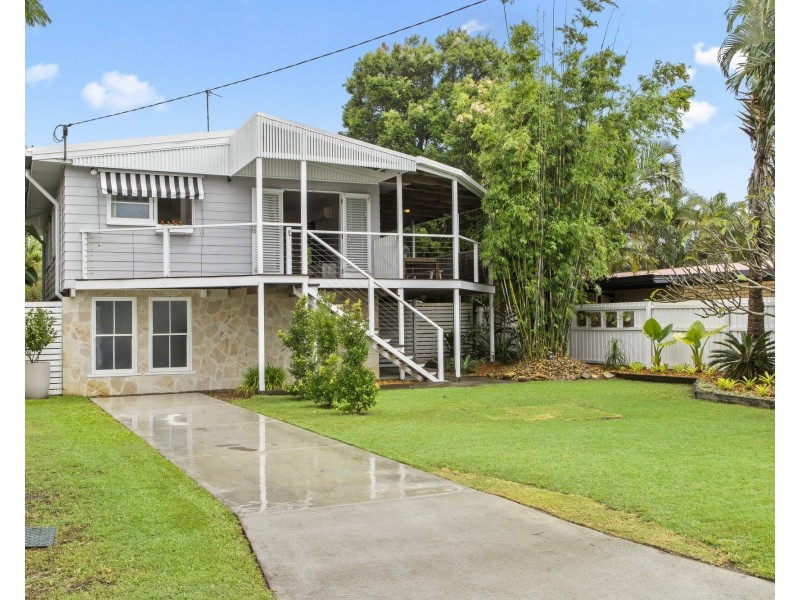 41 Warrina Crescent, Burleigh Waters QLD 4220