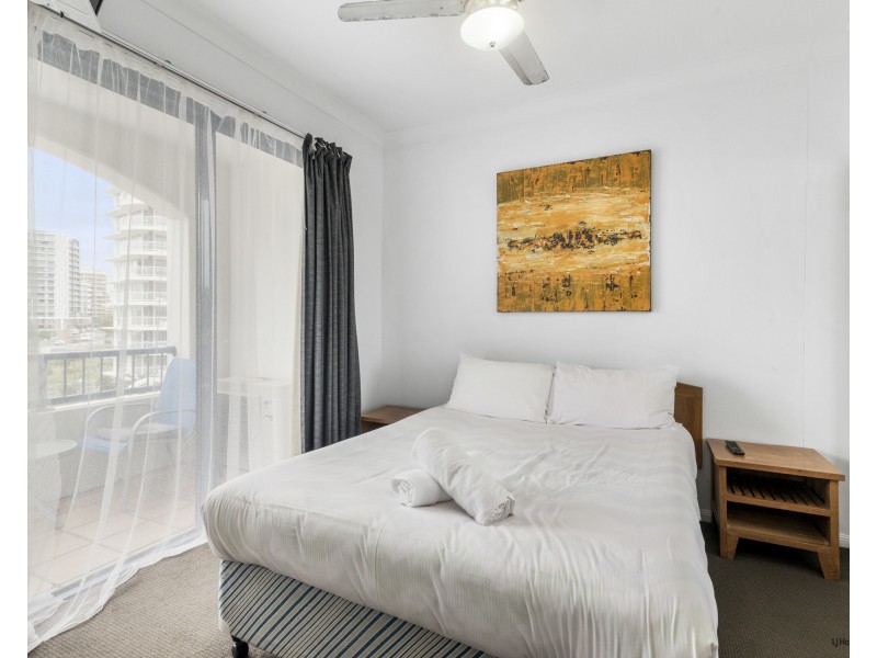 444/99 Griffith Street, Coolangatta QLD 4225