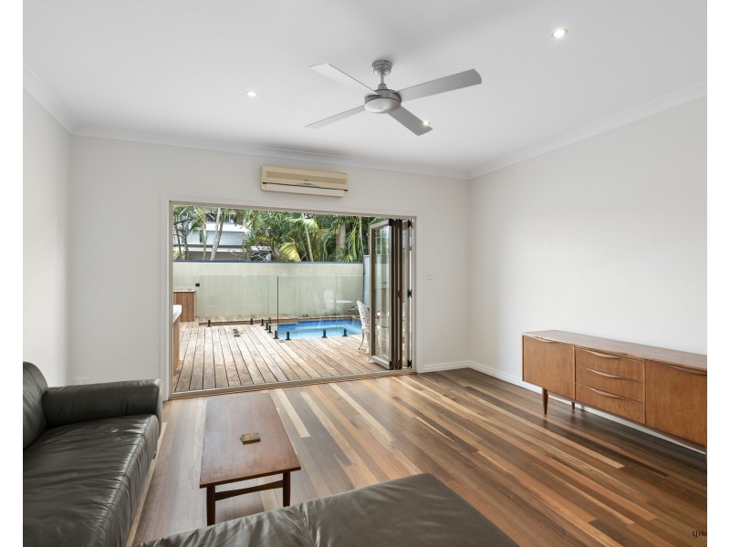 1/31 Third Avenue, Palm Beach QLD 4221